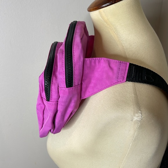 Baggu Hot Pink Fanny Pack - Picture 3 of 8